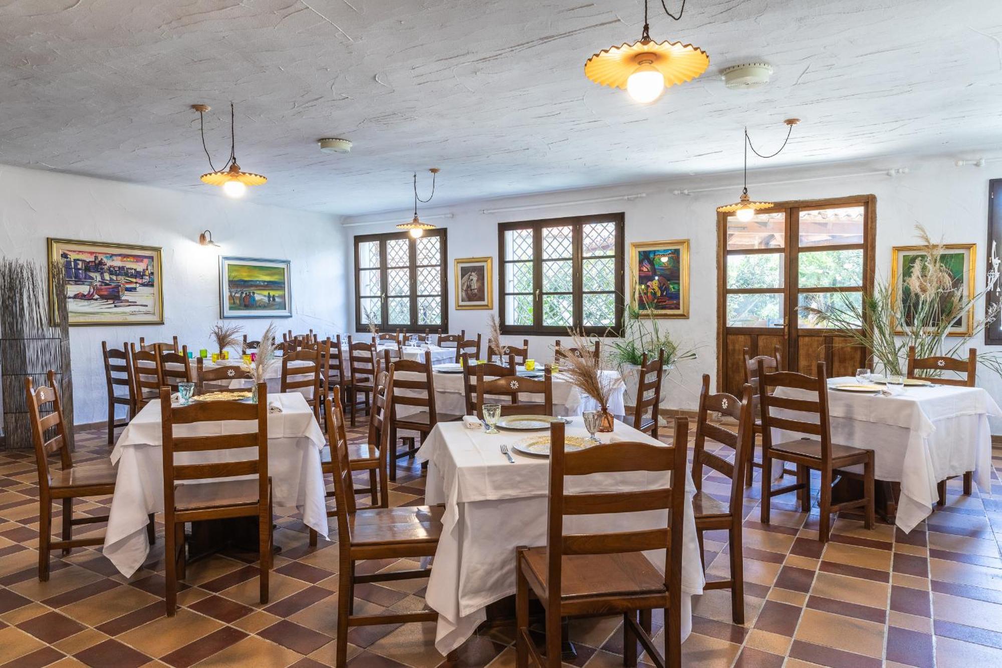 Hotel Ristorante S'Astore Benetutti Kültér fotó